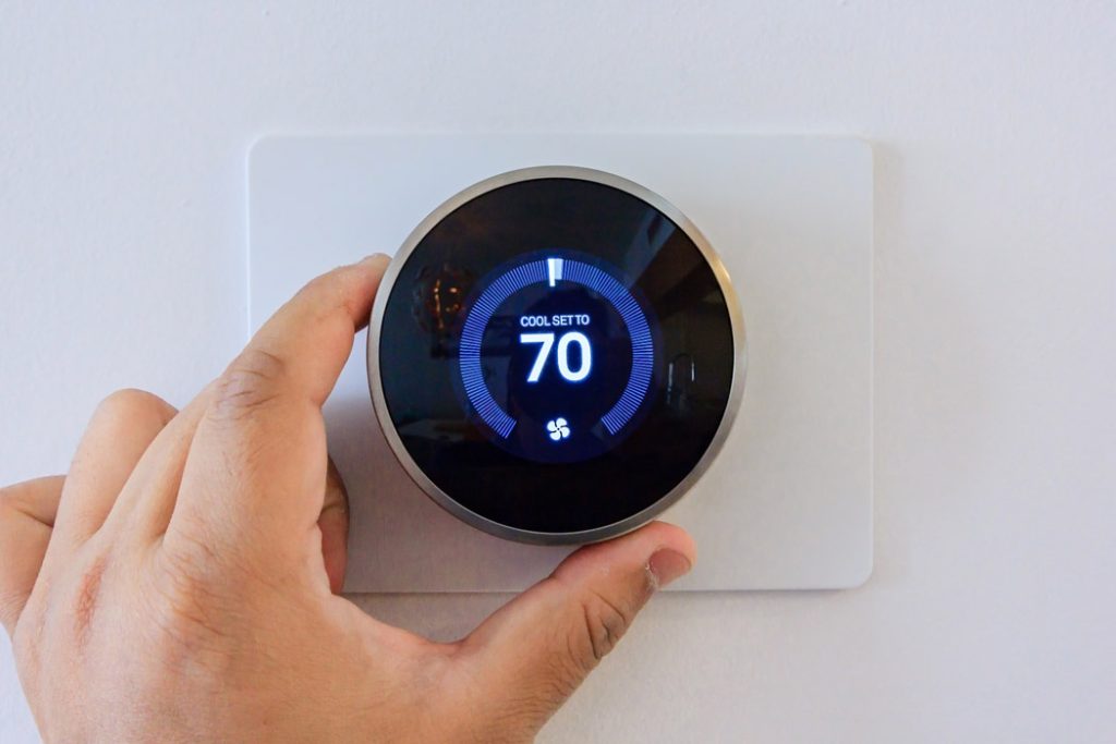 Smart Thermostats: Revolutionizing Air Quality Control